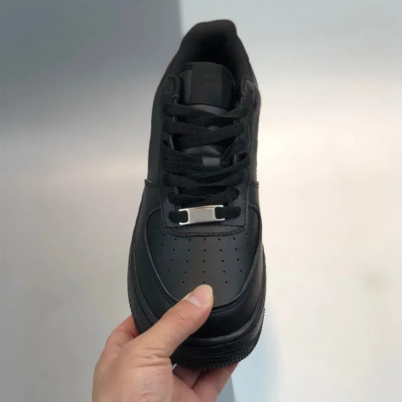 Designer Running Shoes Men Women Triple White Black Mens Womens Trainers Outdoor Sports Platform Shoe Flat Walking Jogging Sneakers