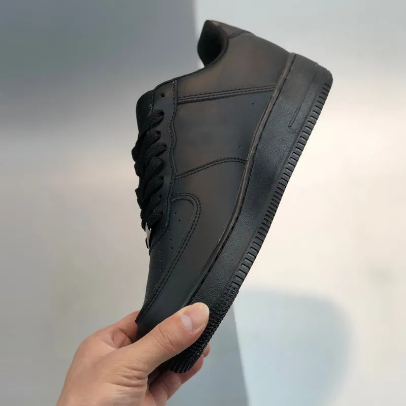 Designer Running Shoes Men Women Triple White Black Mens Womens Trainers Outdoor Sports Platform Shoe Flat Walking Jogging Sneakers