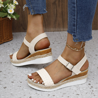 Buckle Thick Bottom Woven Lightweight Beach Slippers